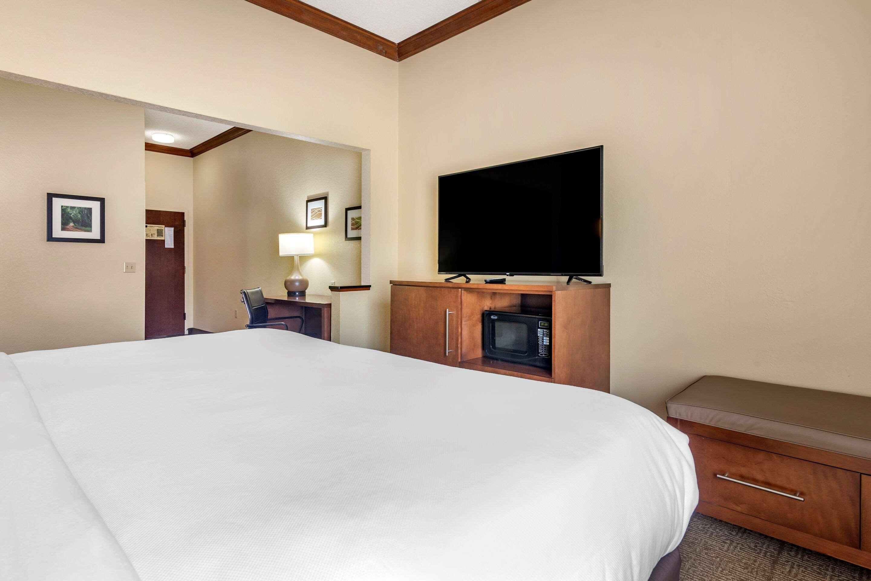 Comfort Inn & Suites Statesboro - University Area Екстер'єр фото