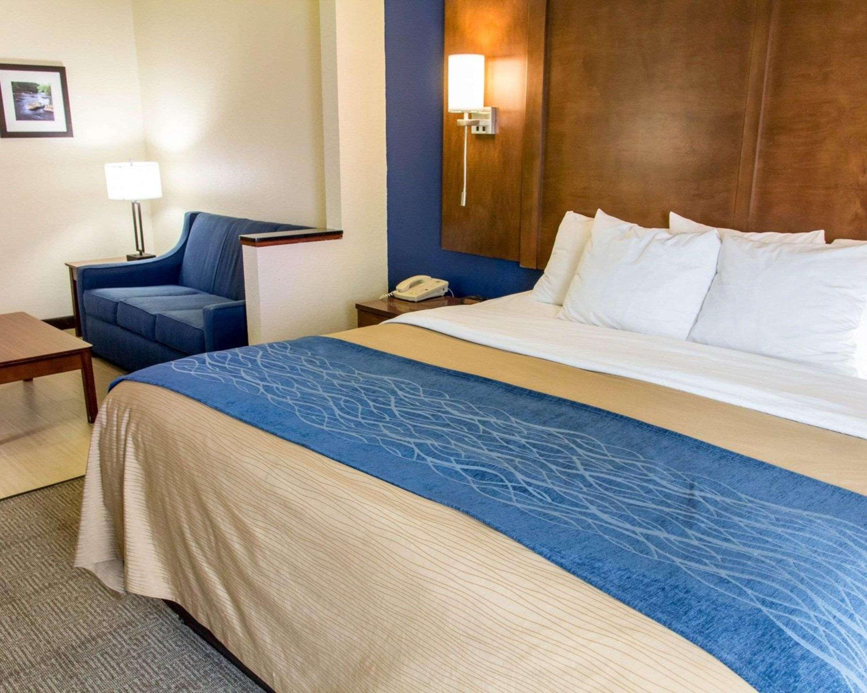 Comfort Inn & Suites Statesboro - University Area Екстер'єр фото